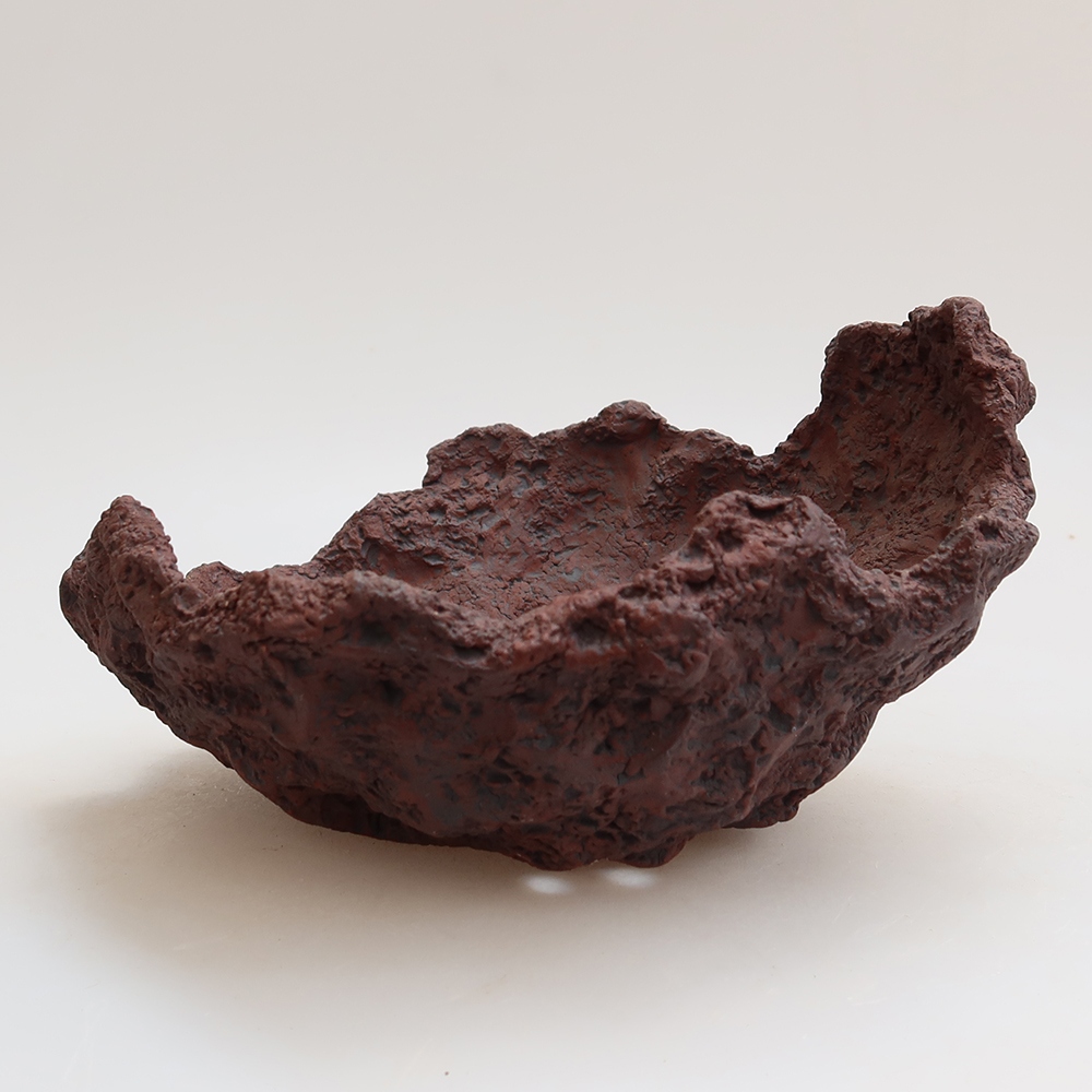 Ceramic Shell, 15 x 15 x 10.5 cm, brown