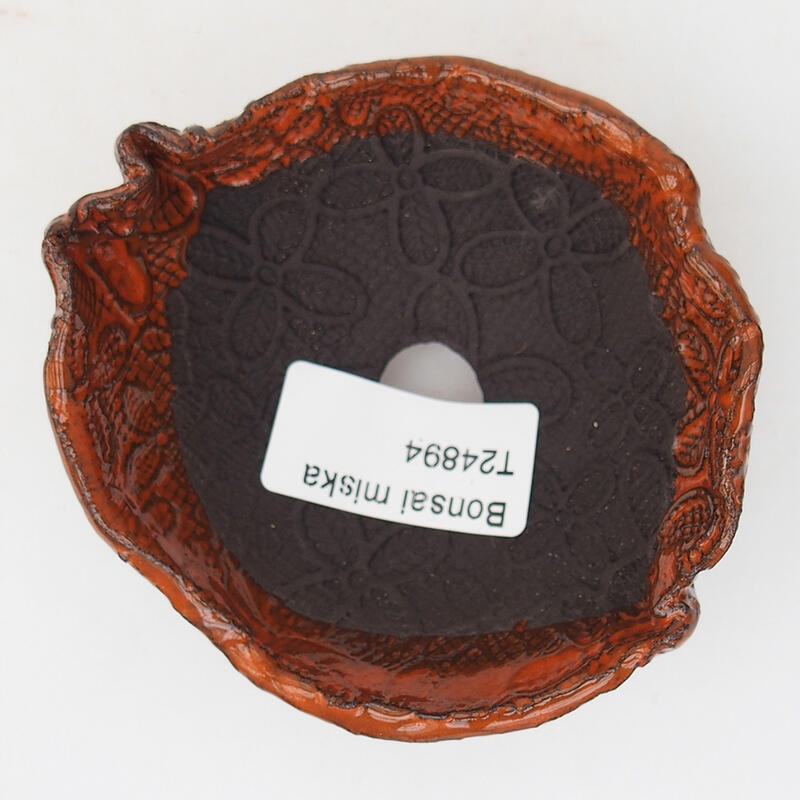 Ceramic shell 8.5 x 8.5 x 5 cm, color orange