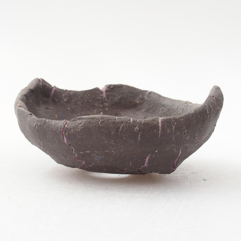 Ceramic shell 8 x 8 x 4 cm, color purple
