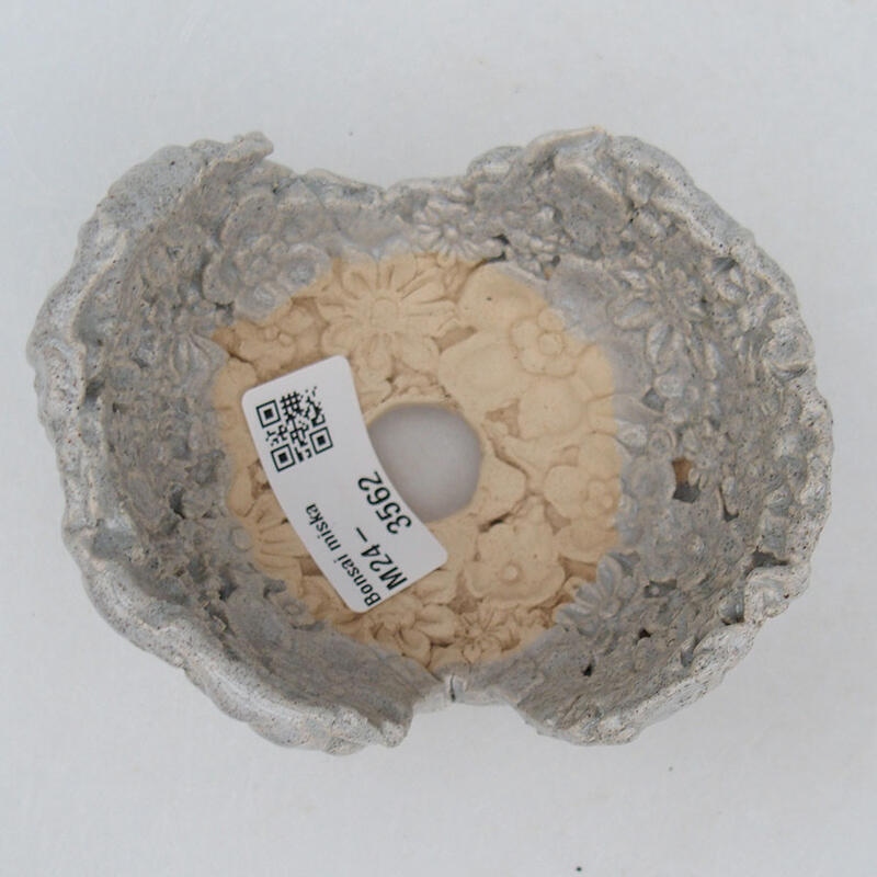 Ceramic shell 9.5 x 8 x 7 cm, color gray