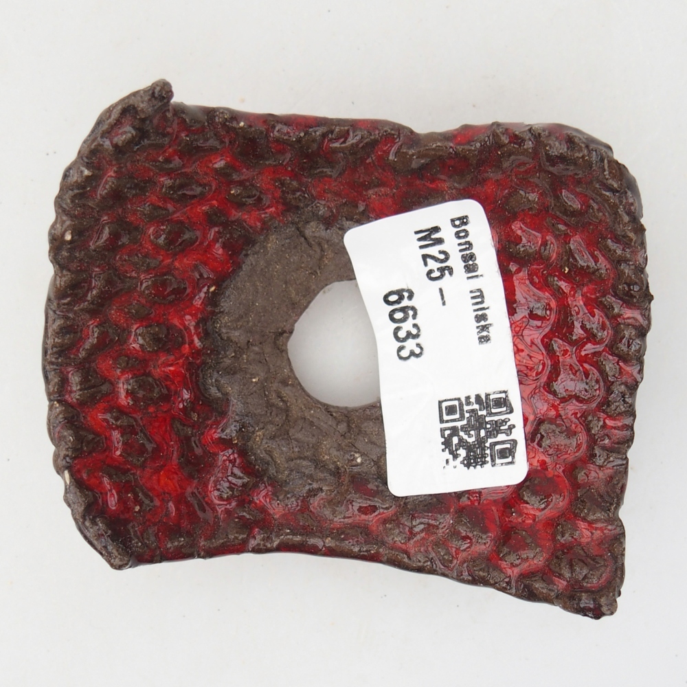 Ceramic Shell 7,5 x 6 x 4 cm , colour red
