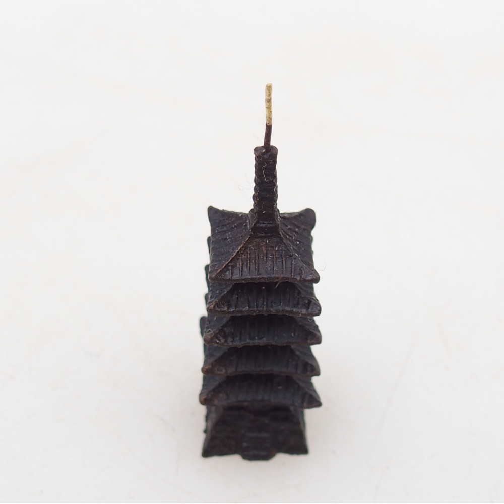 Metal figurine