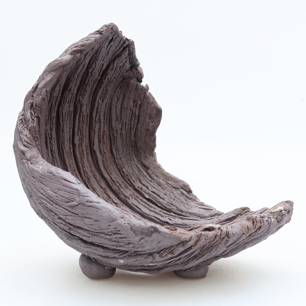 Ceramic Shell  13.5 x 12.5 x 14 cm, brown