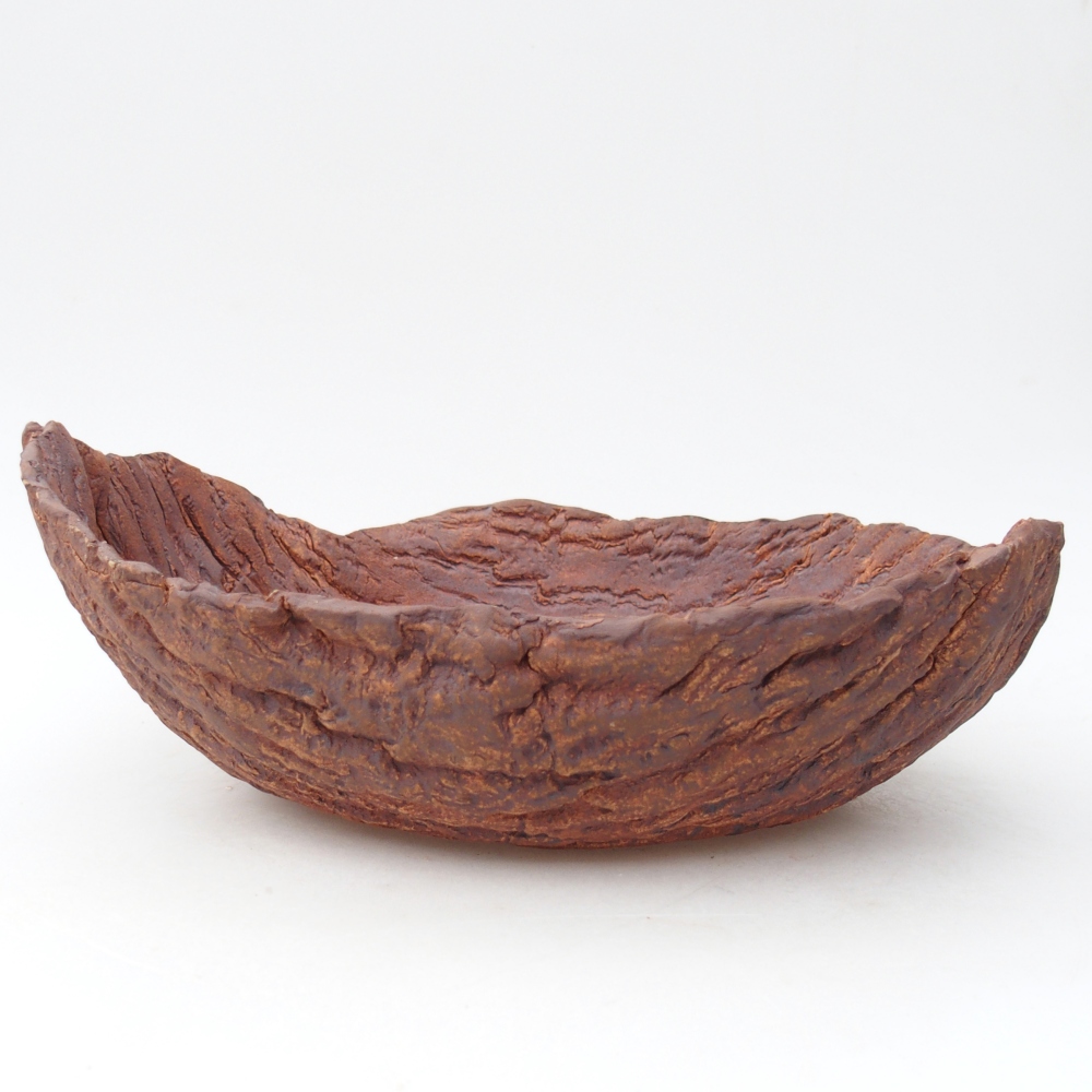 Ceramic Shell 26,5 x 21 x 9,5 cm , colour brown
