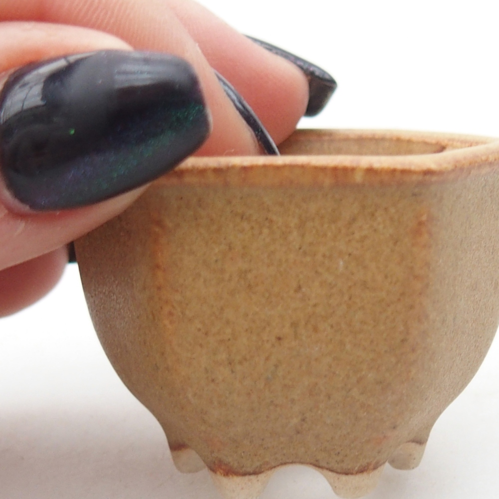 Mini bonsai bowl 4 x 3,5 x 3 cm, brown