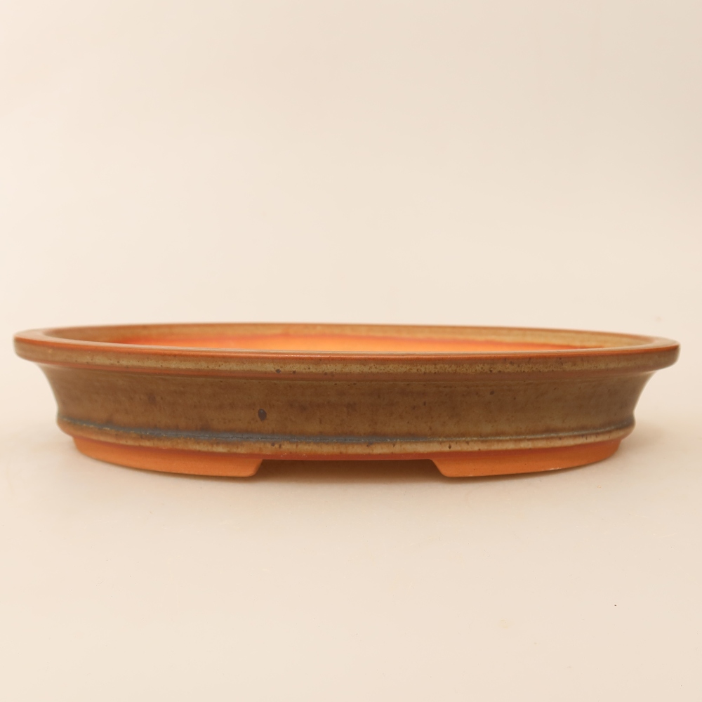 Ceramic Bowl  21 x 14.5 x 3.5 cm, brown