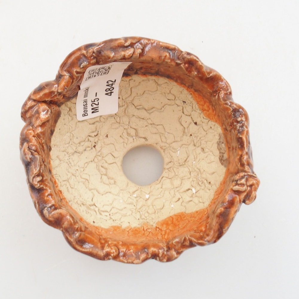 Ceramic shell 8 x 7,5 x 6 cm, color brown