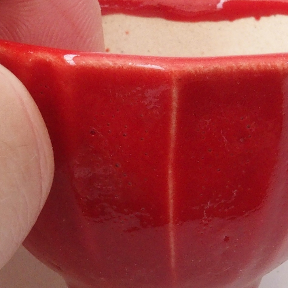Mini bonsai bowl 5 x 5 x 3 cm, color red