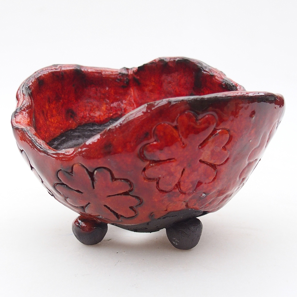 Ceramic Shell 10 x 9,5 x 7 cm , colour red