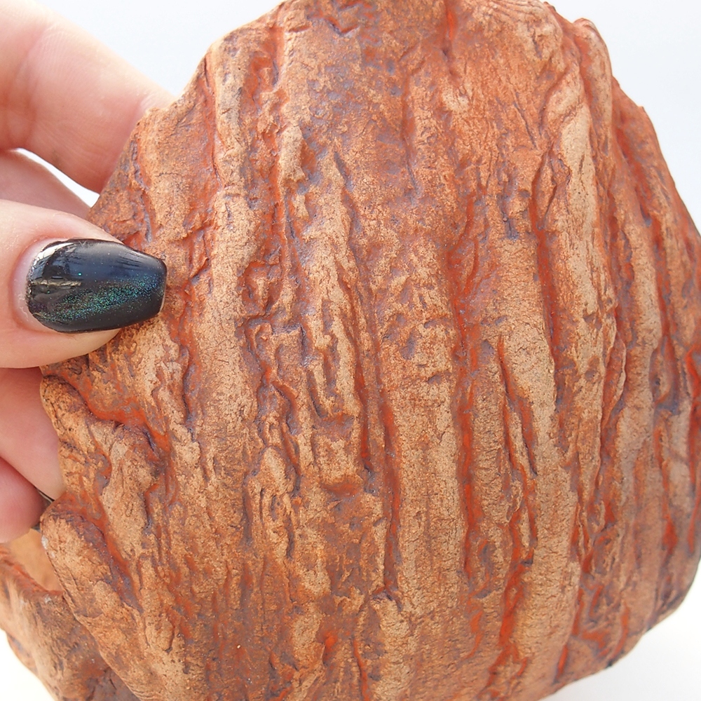 Ceramic shell 14 x 11 x 12,5 cm , colour orange