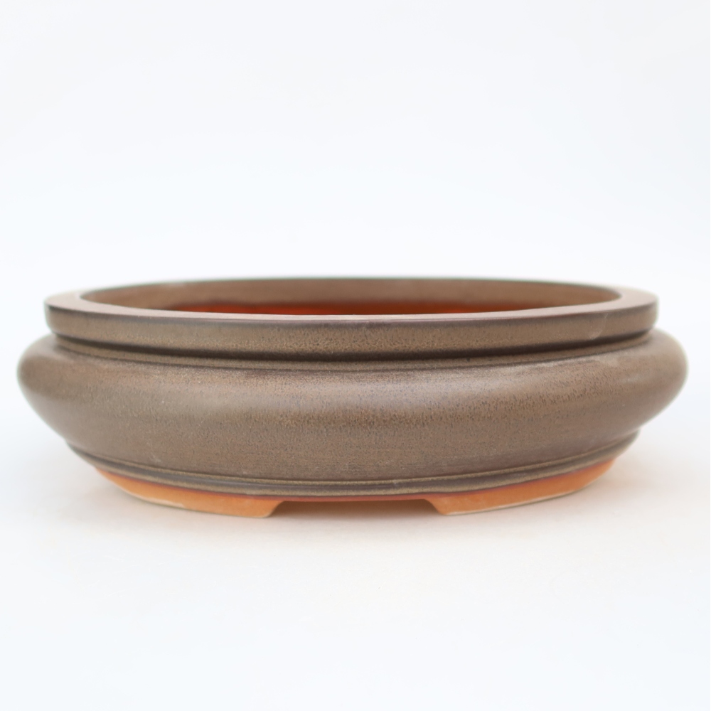 Ceramic Bowl  23 x 23 x 7 cm, brown