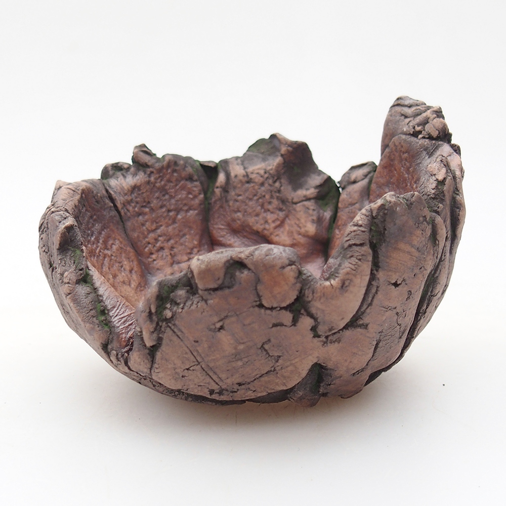 Ceramic Shell 8,5 x 6 x 6,5 cm , colour green