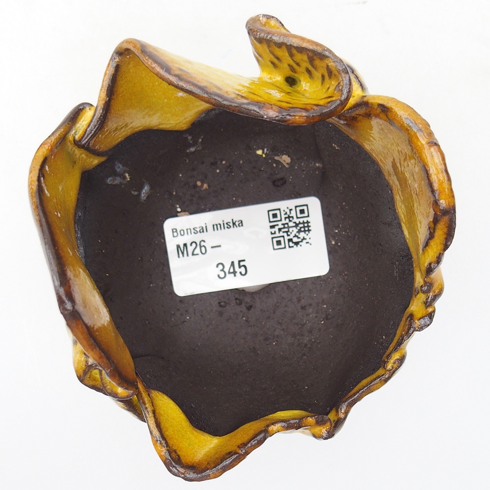 Ceramic Shell 8,5 x 7,5 x 7 cm , colour yellow