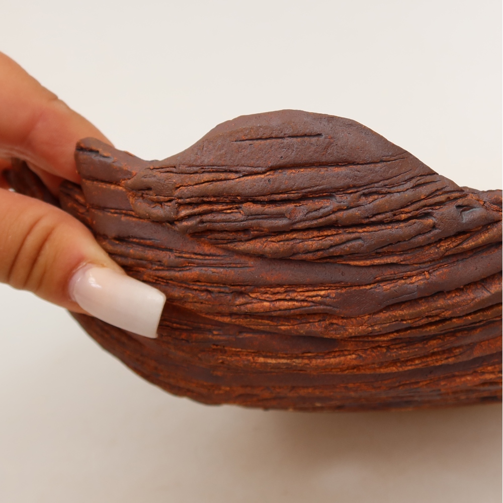 Ceramic Shell  21.5 x 16.5 x 8 cm, brown