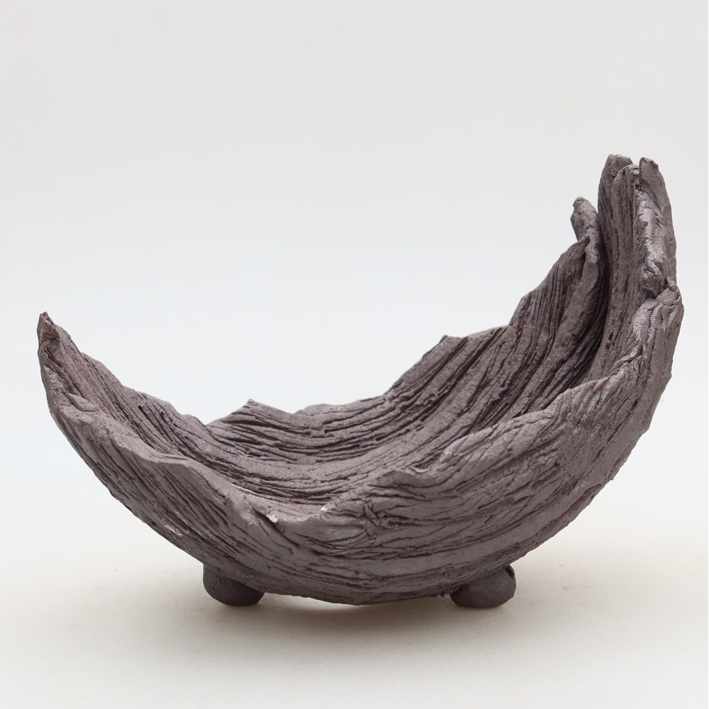 Ceramic Shell  14.5 x 11 x 12 cm, brown