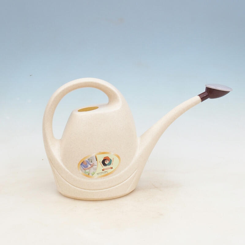 Plastic watering can 3 liters beige