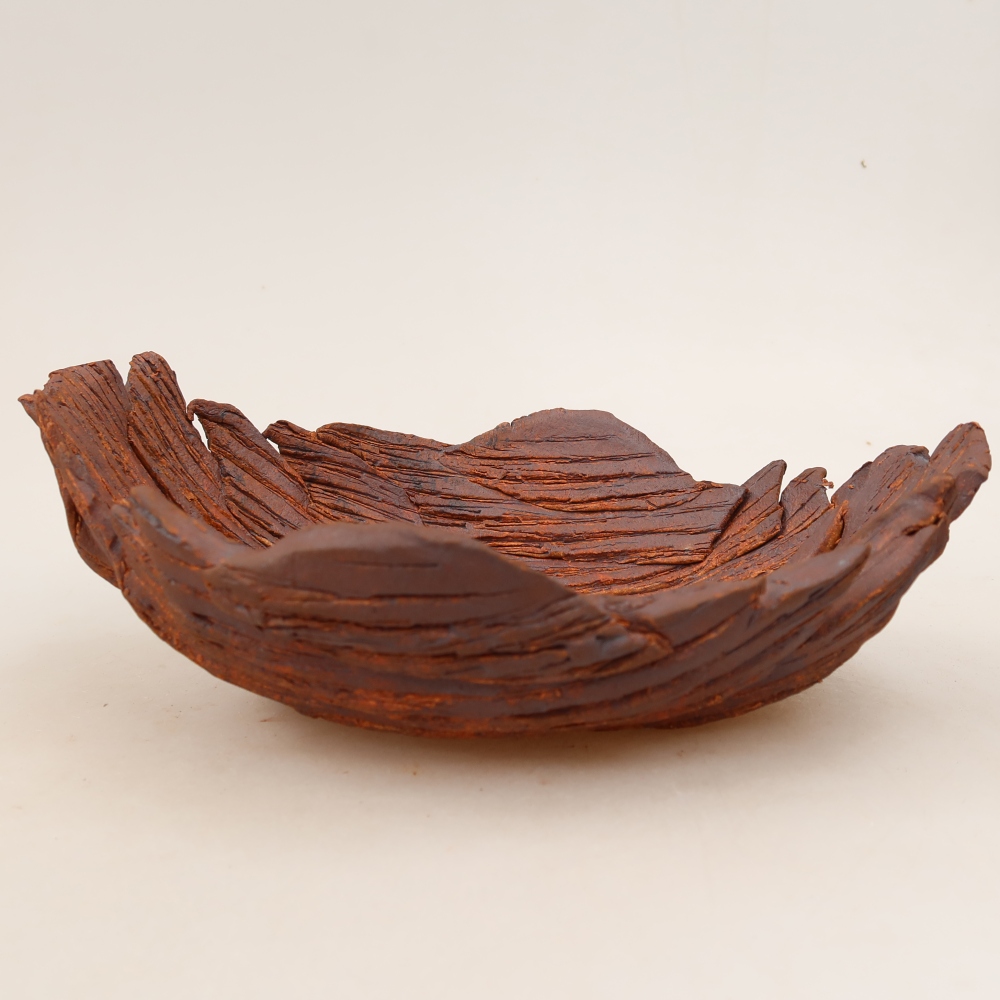Ceramic Shell  21.5 x 16.5 x 8 cm, brown