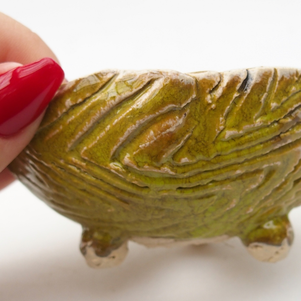 Ceramic shell 9 x 8,5 x 5 cm , yellow