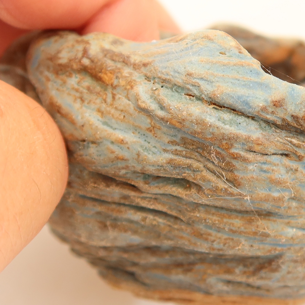 Ceramic Eggshell  5.5 x 5.5 x 4.5 cm, blue