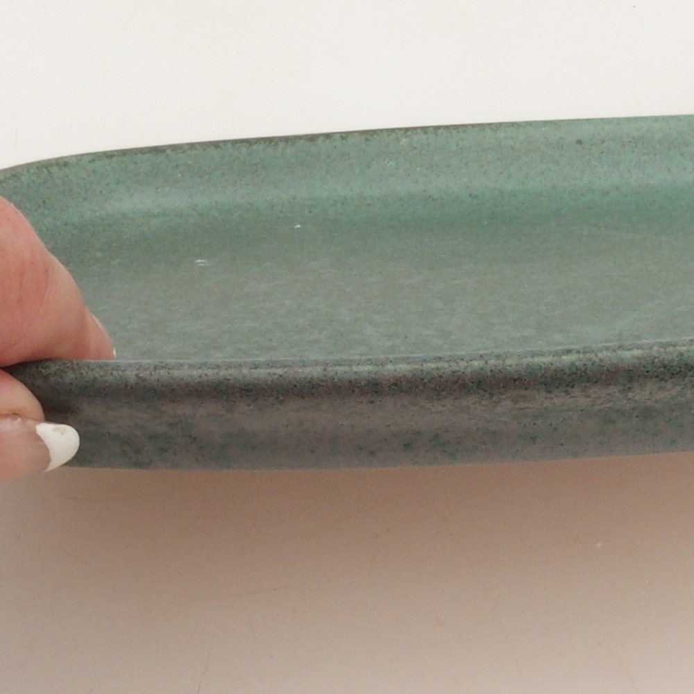 Ceramic bowl H06 - 20.5 x 14.5 x 1.5 cm - green