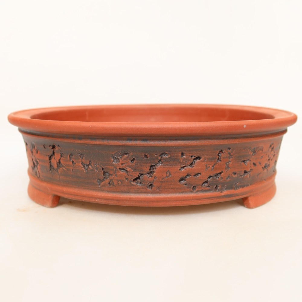 Ceramic Bowl  23 x 23 x 6.5 cm, brick red