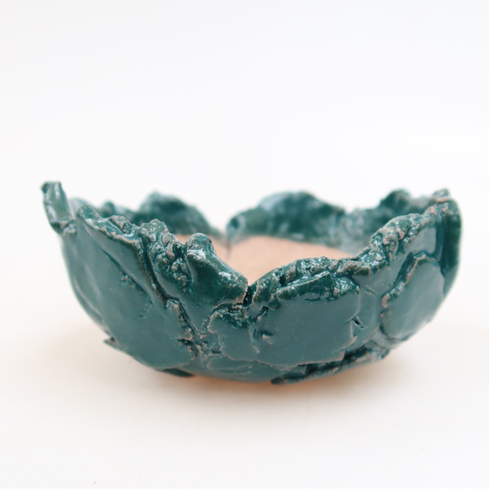 Ceramic Shell  10.5 x 10 x 5.5 cm, green