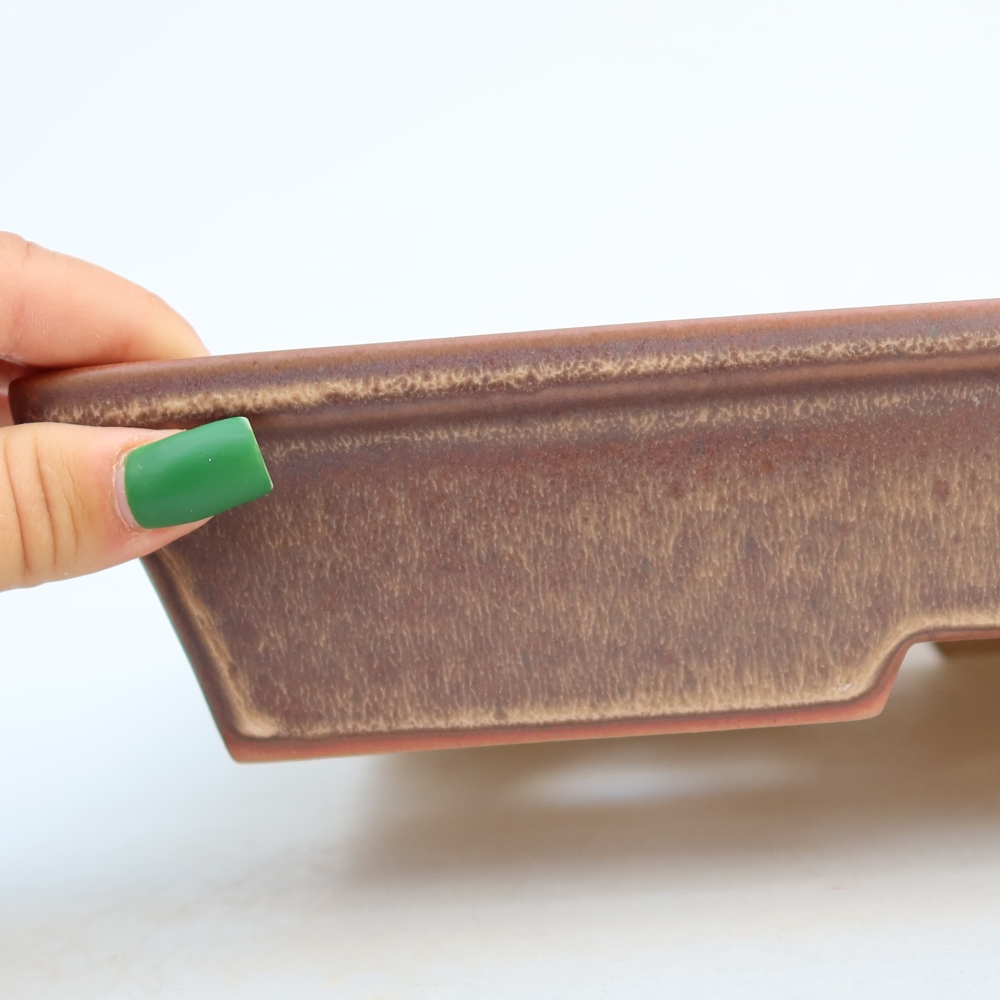 Ceramic Bowl  26 x 20 x 5 cm, brown