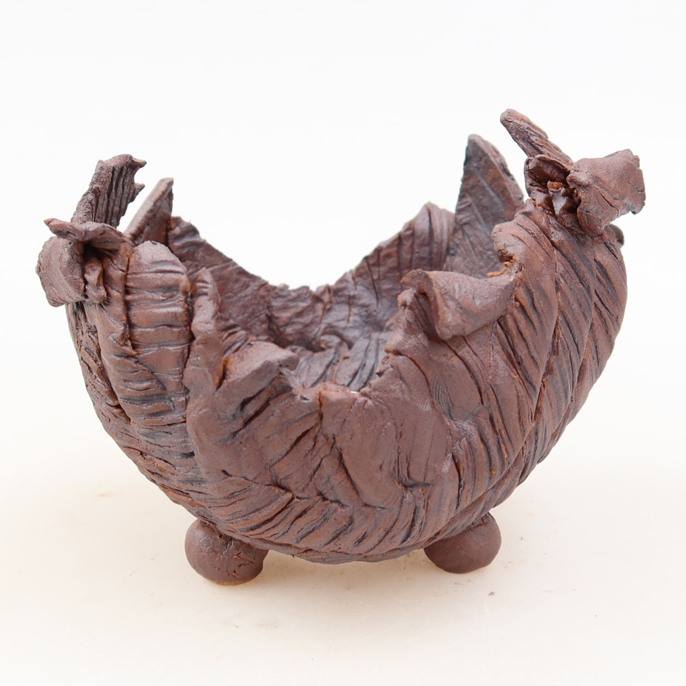 Ceramic Shell  10.5 x 9.5 x 9 cm, brown