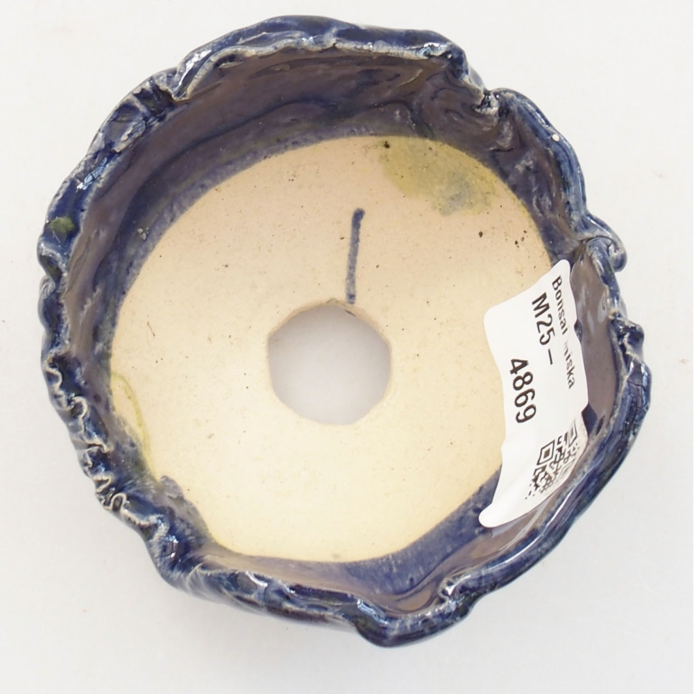Ceramic shell 7,5 x 7 x 5 cm, color blue