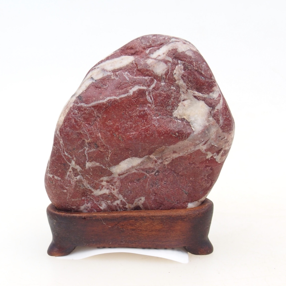 Suiseki - Stone with DAI (wooden pad)