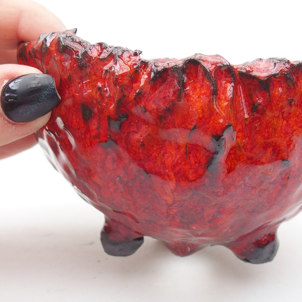 Ceramic shell 10 x 10 x 6,5 cm , colour red