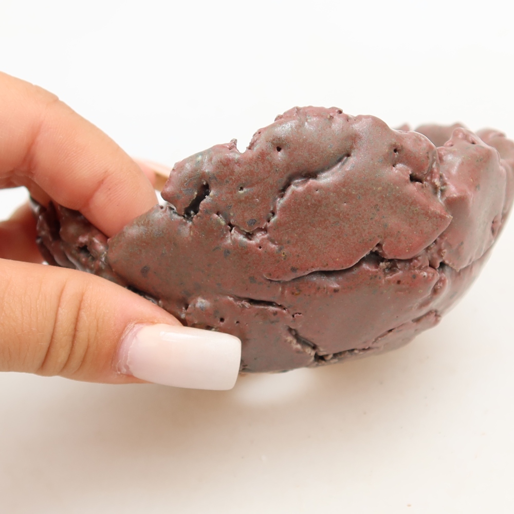 Ceramic Eggshell  11 x 10 x 5.5 cm, pink