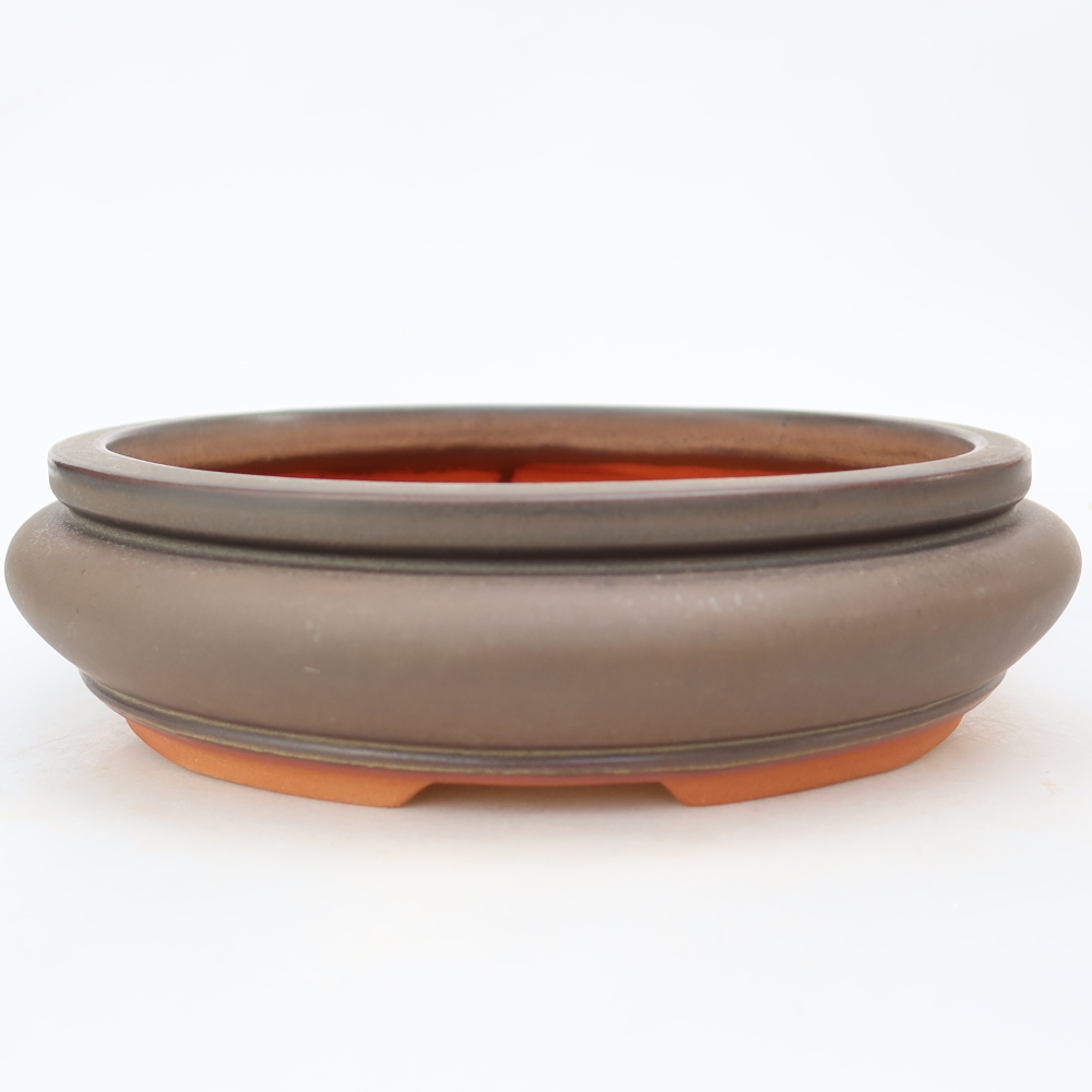 Ceramic Bowl  23 x 23 x 7 cm, brown