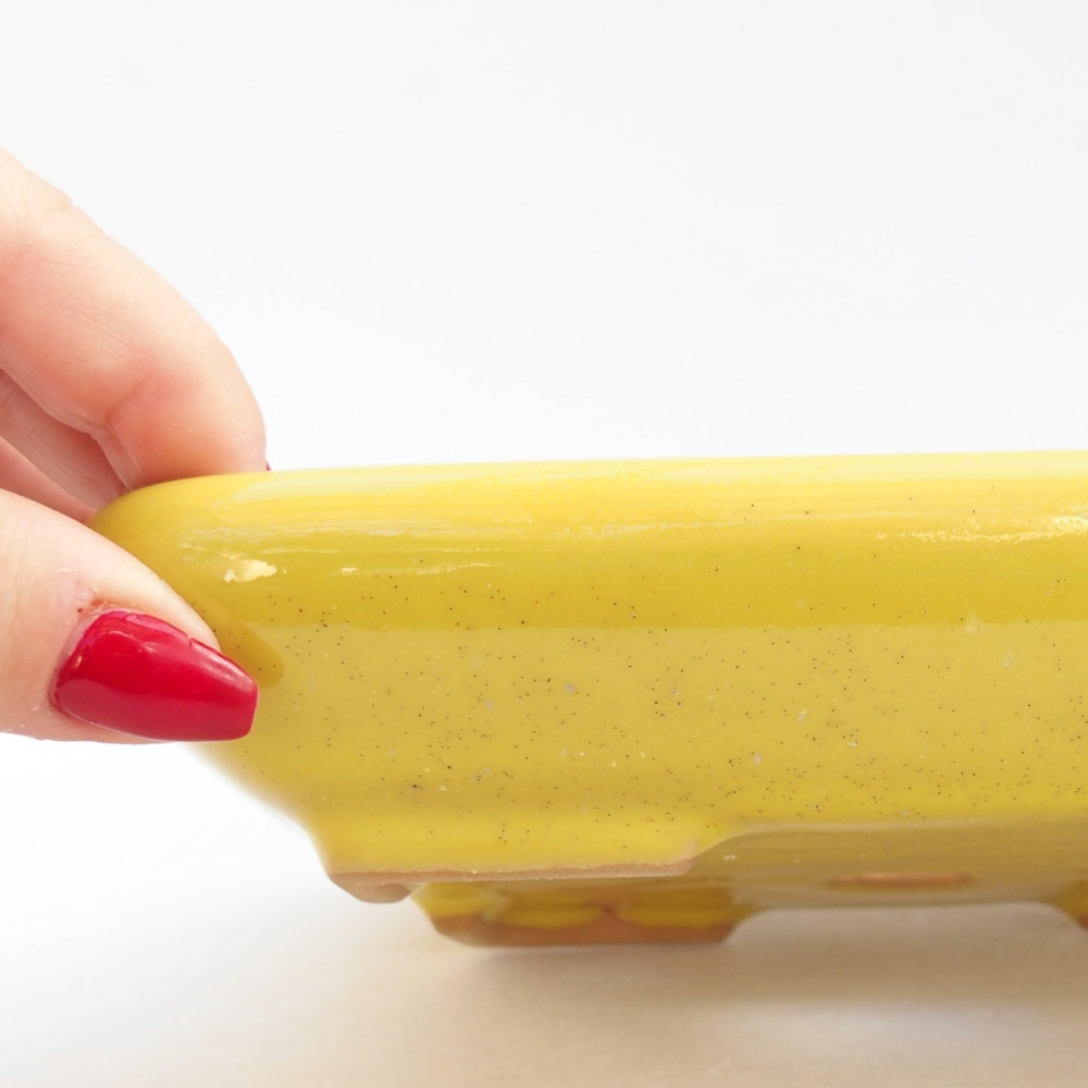 Ceramic bonsai bowl 16,5 x 13,5 x 3,5 cm, yellow