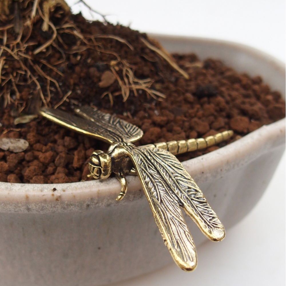 Metal figurine - dragonfly