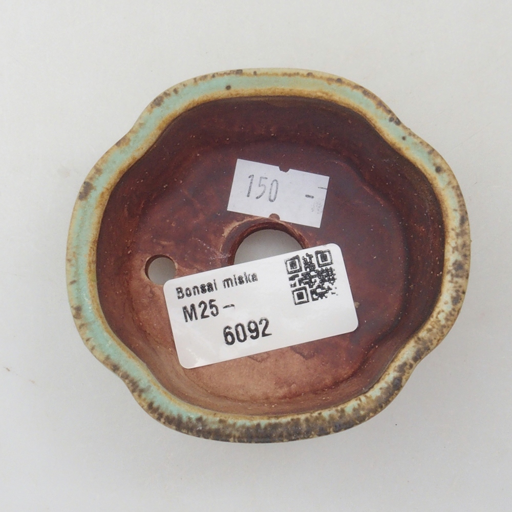 Ceramic bonsai bowl 7,5 x 7 x 3,5 cm, color green