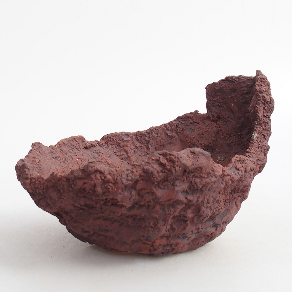 Ceramic Shell 13 x 11,5 x 10,5 cm , colour brown