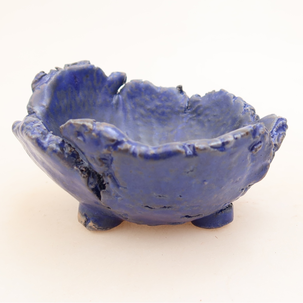Ceramic Shell  11.5 x 10.5 x 6.5 cm, blue