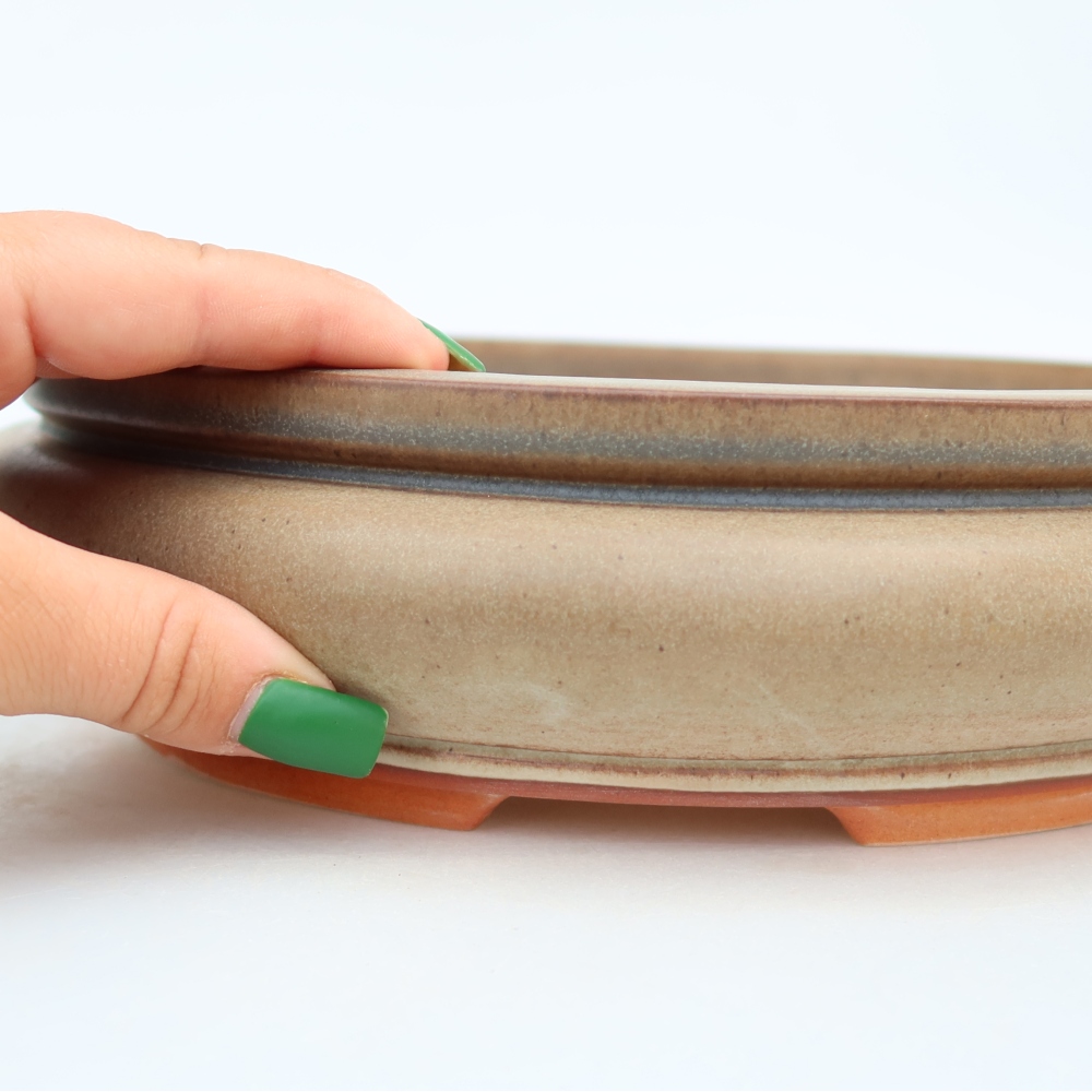 Ceramic Bowl  23 x 23 x 7 cm, beige