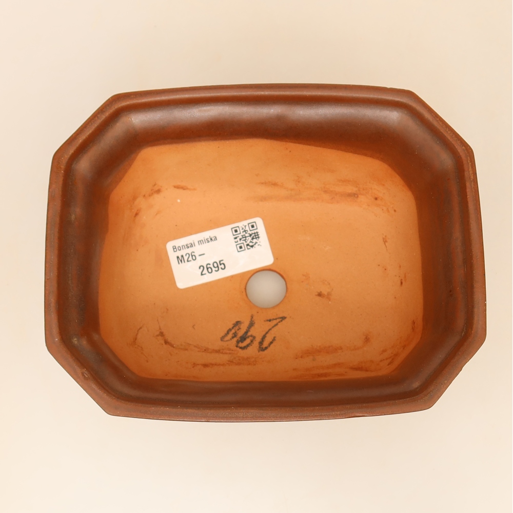 Ceramic Bowl  15 x 12 x 7 cm, brown