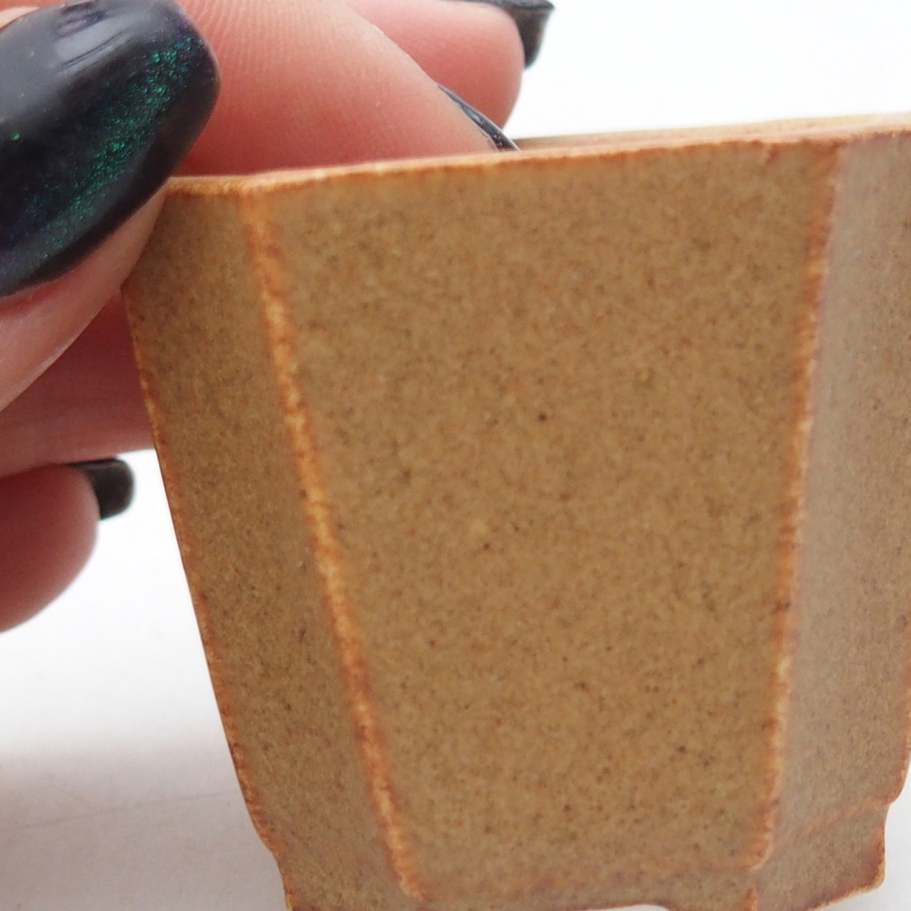 Mini bonsai bowl 4,5 x 4,5 x 4 cm, brown