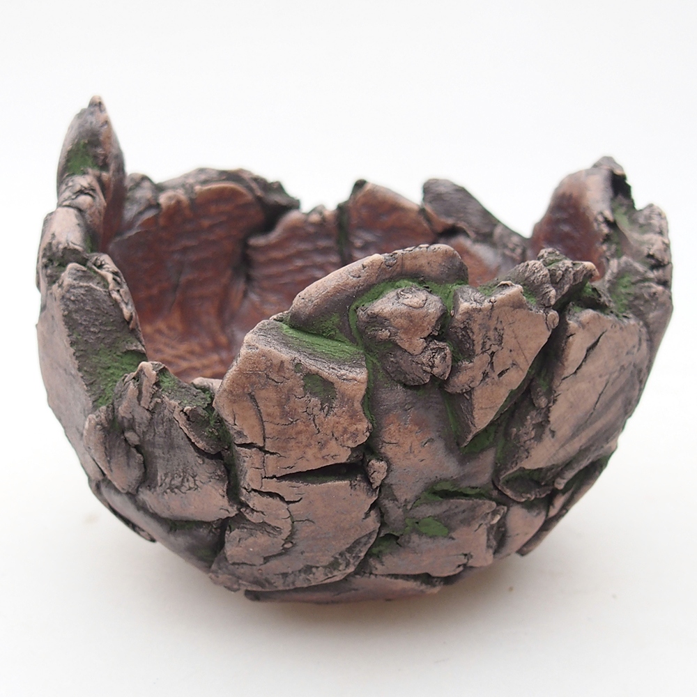 Ceramic Shell 10,5 x 10,5 x 8 cm , colour green