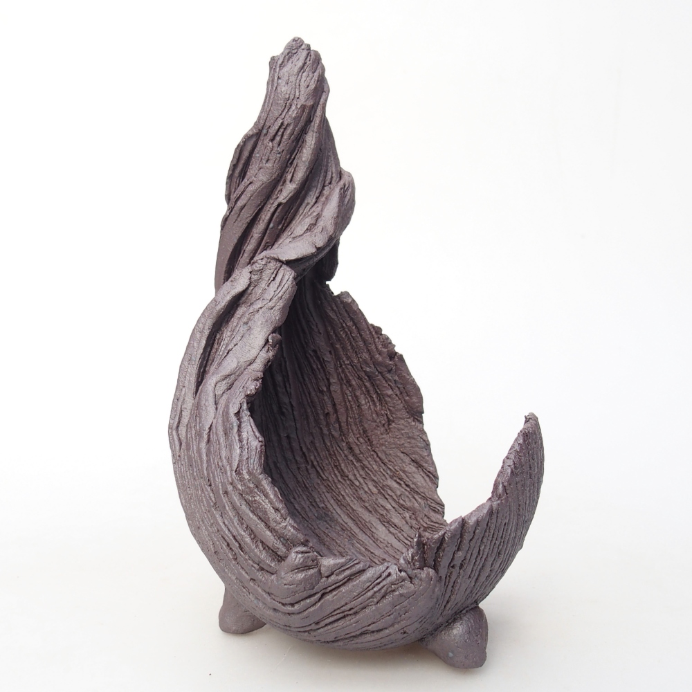 Ceramic Shell 8,5 x 8 x 14,5 cm , metallic colour