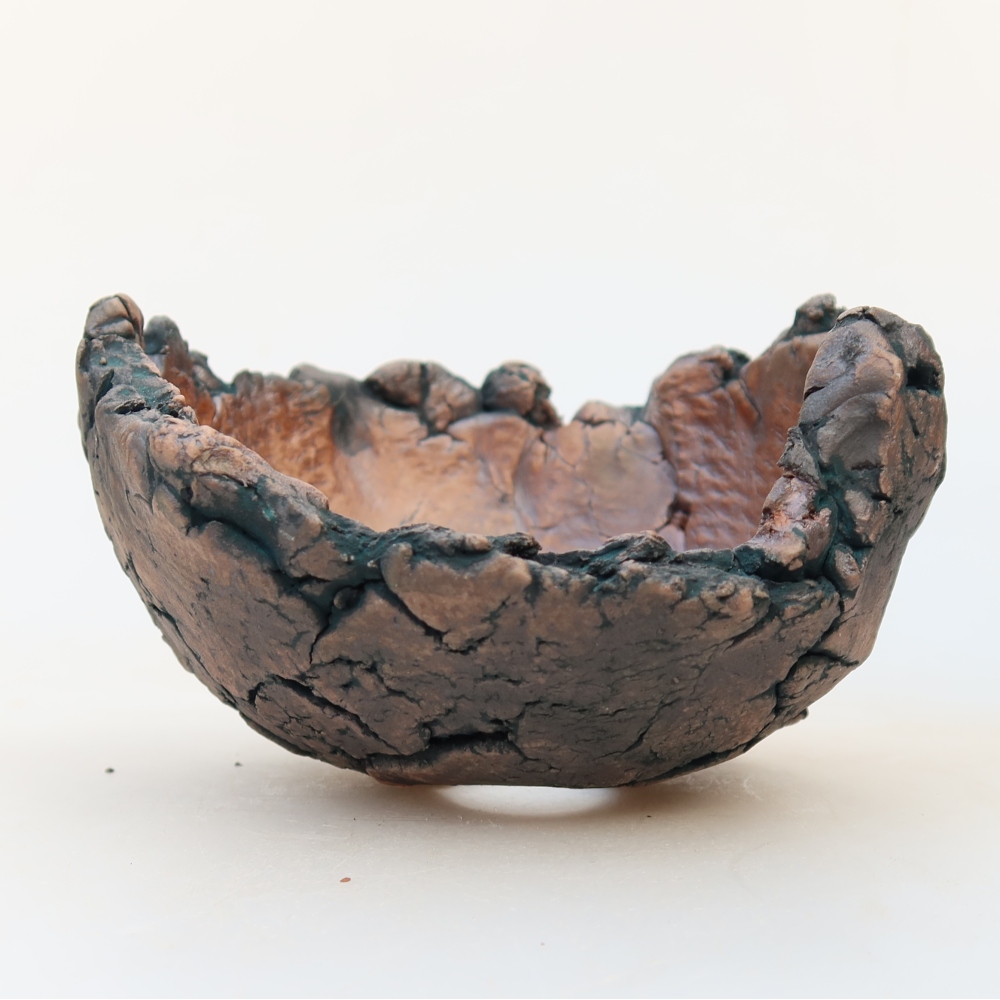 Ceramic Shell  11 x 10.5 x 6.5 cm, green