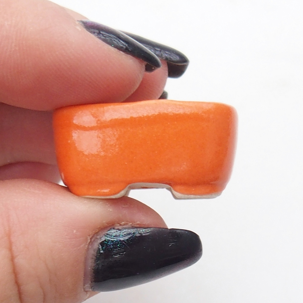 Mini bonsai bowl 2,5 x 2,5 x 1 cm, orange