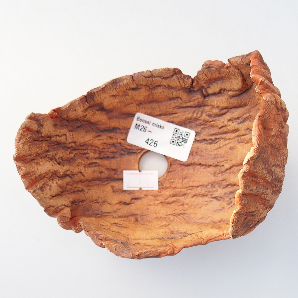 Ceramic shell 14 x 11 x 12,5 cm , colour orange