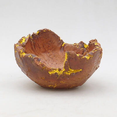 Ceramic Shell 9 x 7 x 5.5 cm, color natural yellow - 1