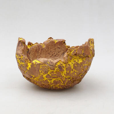 Ceramic Shell 9 x 9 x 6 cm, color natural yellow - 1