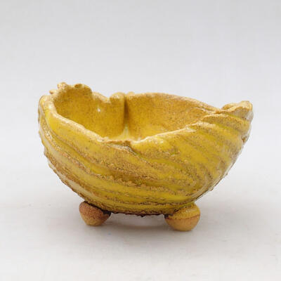 Ceramic Shell 8.5 x 8.5 x 5.5 cm, color yellow - 1