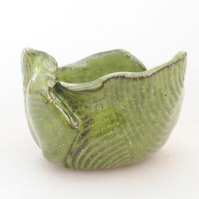 Ceramic shell 8 x 7 x 5.5 cm, color green - 1